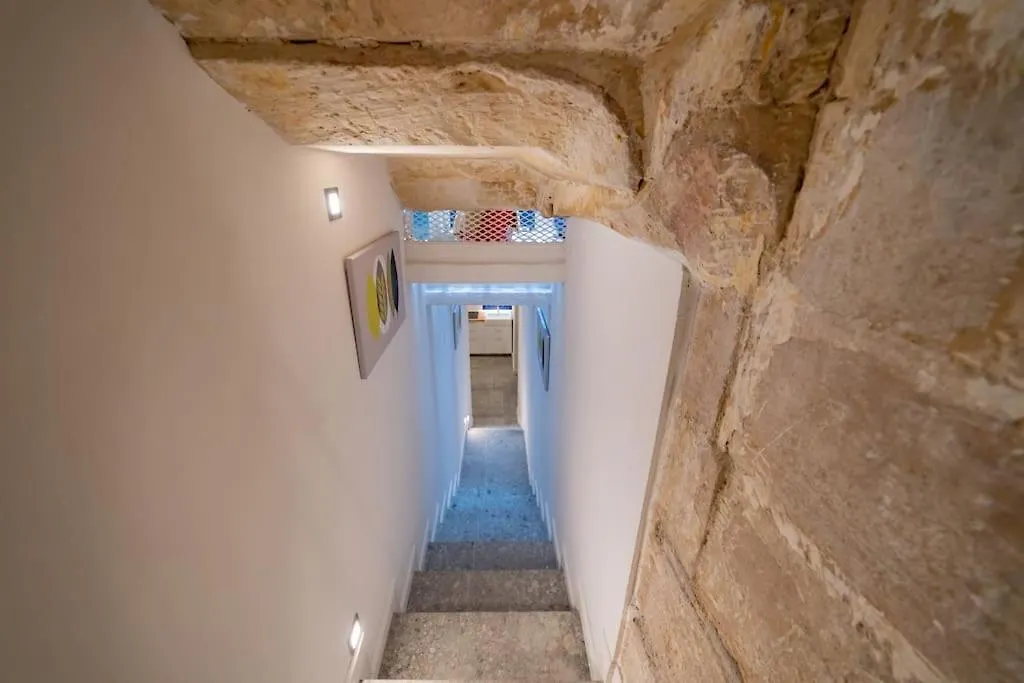 Dzc- Dazzle Den Apartment Valletta Malta
