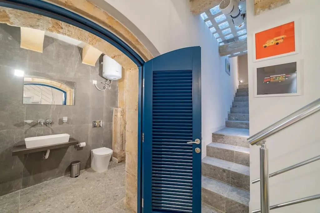 Dzc- Dazzle Den Apartment Valletta Malta