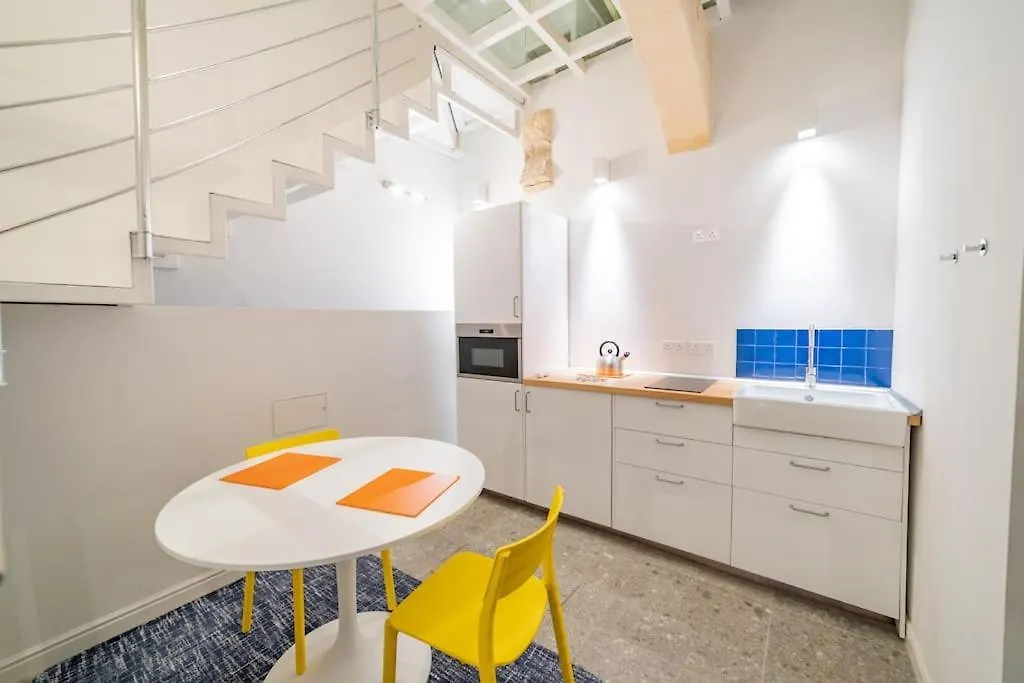 Dzc- Dazzle Den Apartment Valletta Malta