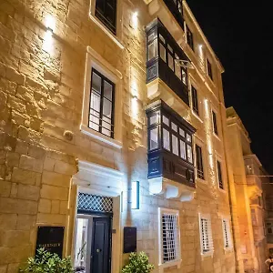 The Barrister Βαλέτα